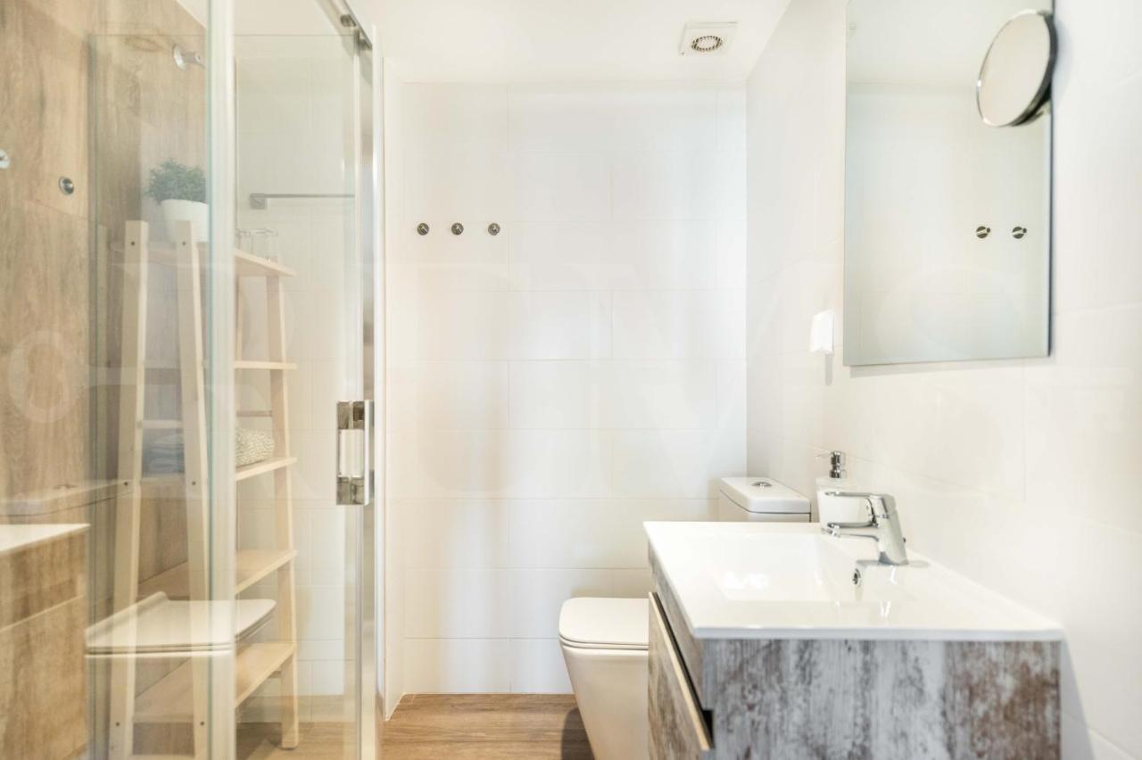 Spacious Apartment Next To Plaza De La Merced By Rems マラガ エクステリア 写真